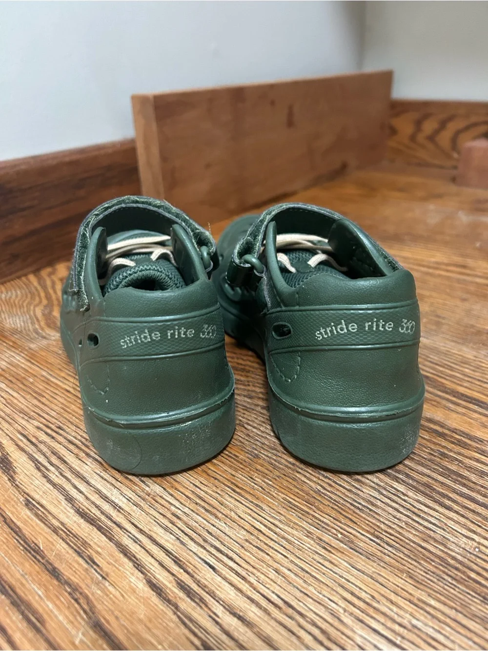 NEW Stride Rite Kids Water Shoes,  never worn, clean, smoke free home.